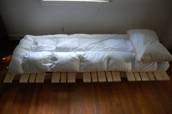 DIY Queen Size Platform Bed
